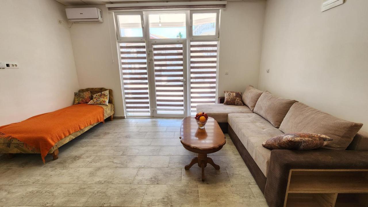 Maria Apartment Igalo Bagian luar foto